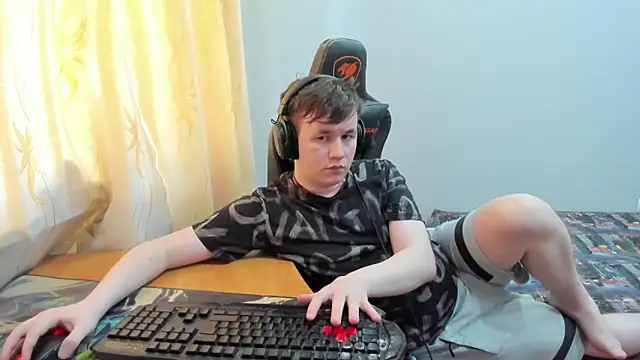 Онлайн чат XXX iliaskrislove