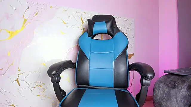XXX chat uživo modela Flor_pink