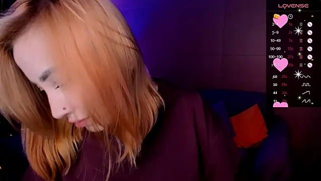 deboramoore 现场XXX聊天