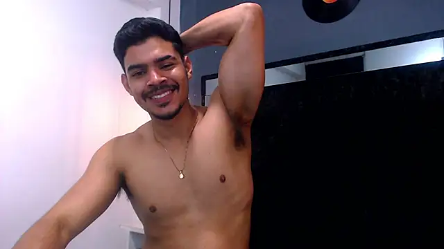 Dannesh_ Show in webcam