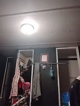spooky425hd Show in webcam