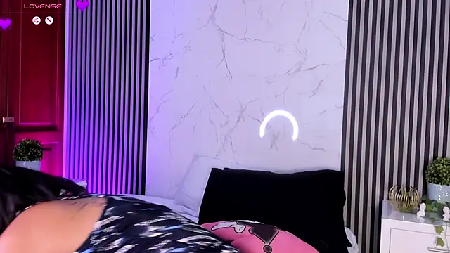 Chat XXX en directo de SarahLynn7