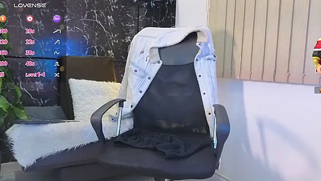 دردشة MR_EITHAN الجنسية المباشرة
