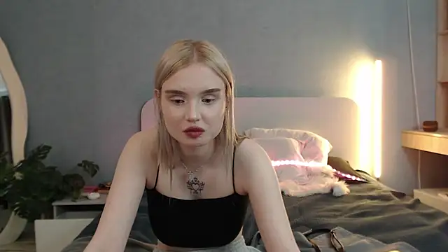 Angel_Share Live XXX-chat