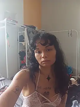 estradiolist 网络视讯表演
