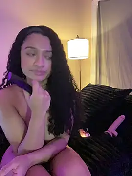 Czat XXX na żywo – Heyalexaaa_love