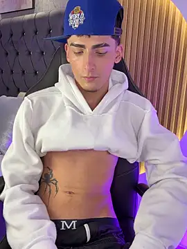Chat +18 de MateoMitchell ao vivo