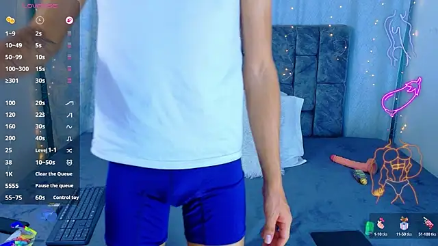 NicolasTorrez's Webcam Show