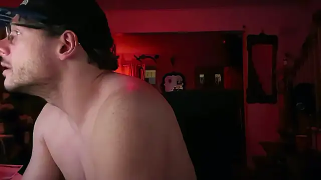 MasterDaddyCool live XXX chat