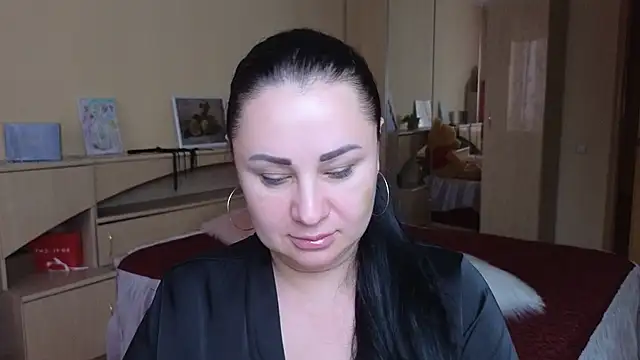 Mia_Misteryy Adlı Modelin Canlı XXX Sohbeti