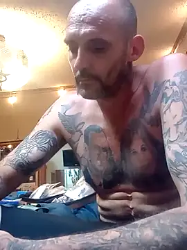 ClydeCan409 Show in webcam