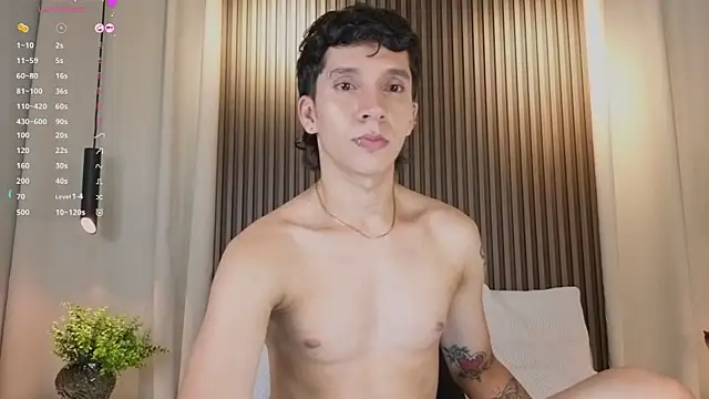 JacoboSwam Chat XXX in diretta