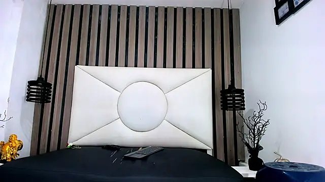 Pit_Ross Live XXX-chat