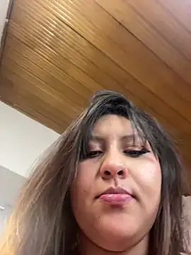 XXX chat uživo modela Larissa_Antonella