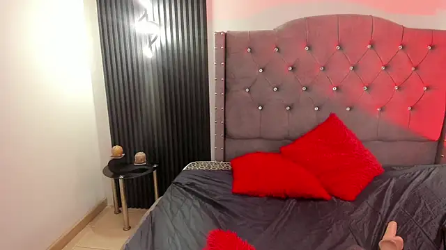 Scarbadgirl_ Show in webcam