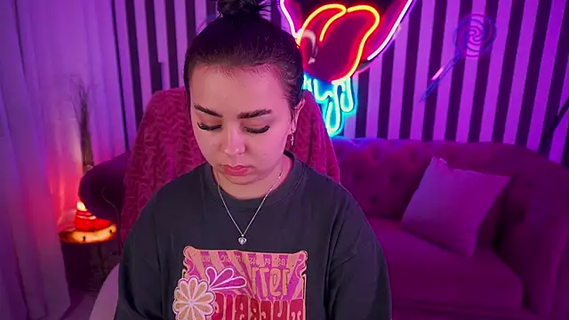 SusieWood Chat XXX live