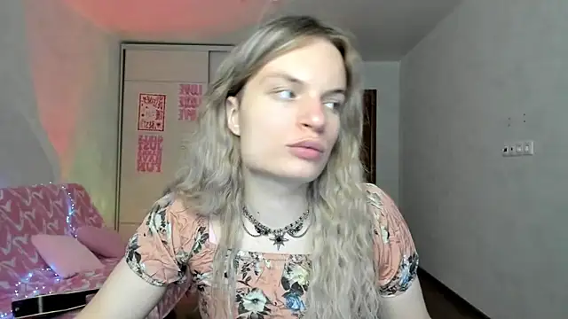 milliKira006 – webcam-show