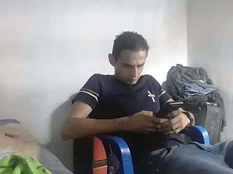 mapachon81 Show in webcam