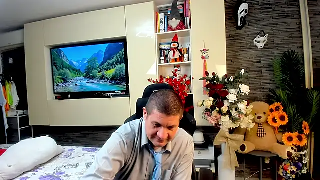 SpartacusDaddy48 Webcam show