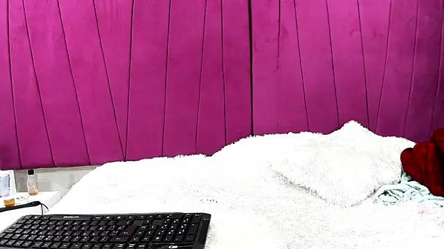 valery_slim18 Show Webcam