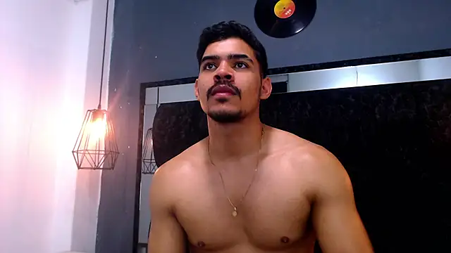 Dannesh_ – Naživo XXX chat