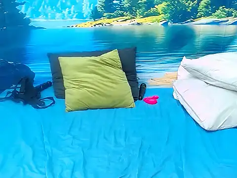 Živý XXX chat SULTRYSIRENxxx
