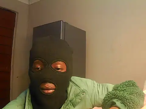 Tbangs_'s Live XXX Chat