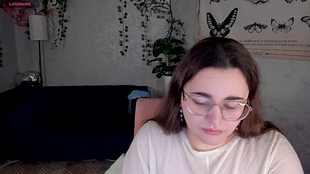 Ayleen_Gece Adlı Modelin Canlı XXX Sohbeti