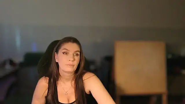 NoNudeElie's Live XXX Chat