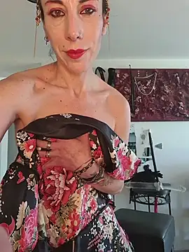 freyamoret 现场XXX聊天