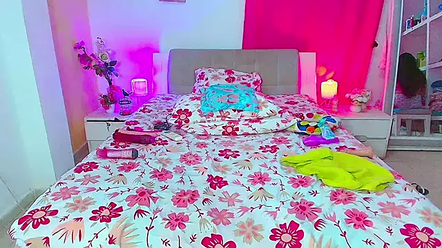 Kendralove31xxx Chat XXX in diretta