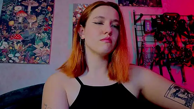 Chat XXX ao vivo de the_high_priestess