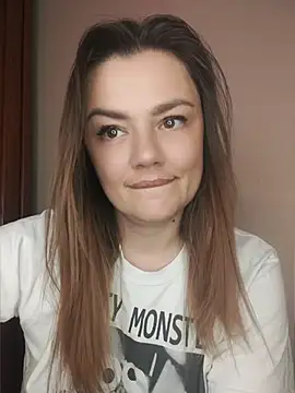 Webkamerová show KrissSexi