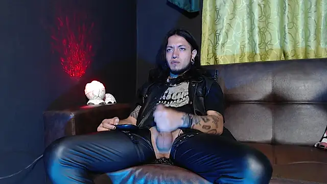 Dicaprioo_ – Naživo XXX chat