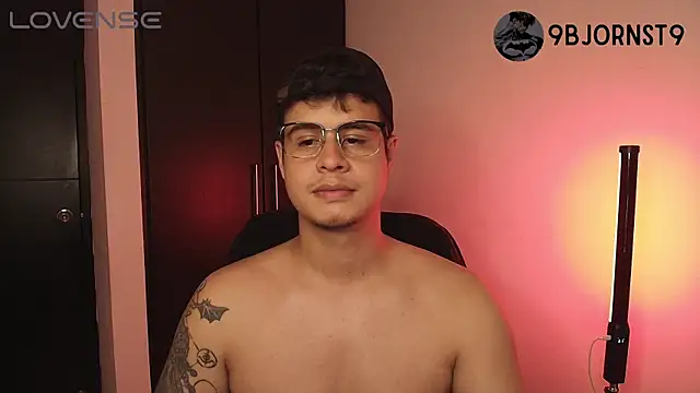 BjornSteel's Live XXX Chat
