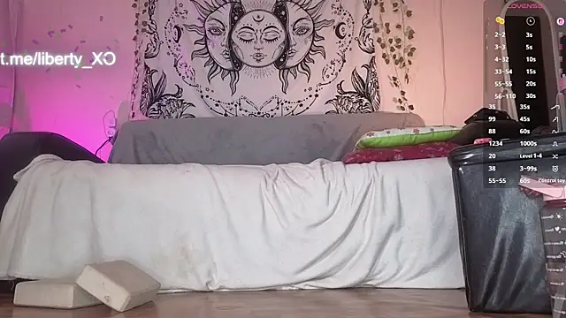 Chat XXX en directo de VivienneWest