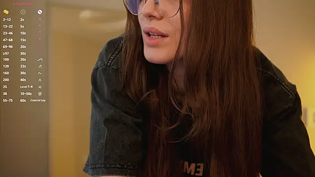 Ester_Hill: απευθείας συνομιλία ΧΧΧ