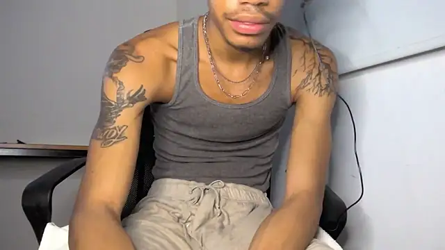 BlackBullTitus – webcam-show