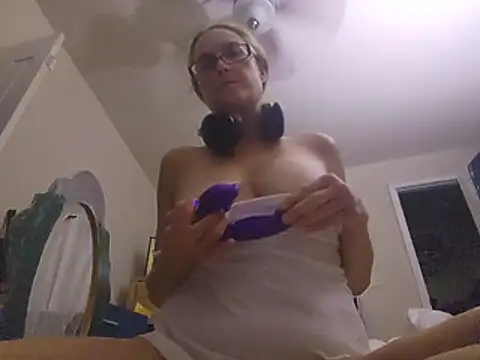 Covetedsmiles' Live XXX Chat