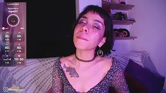 Онлайн чат XXX dark__nymph