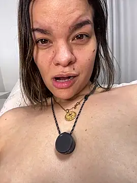 XXX chat uživo modela Zyrella