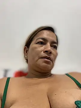 Chat +18 de Jlo_69 ao vivo
