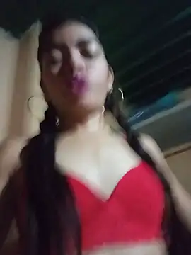 Rocioardiente's Live XXX Chat