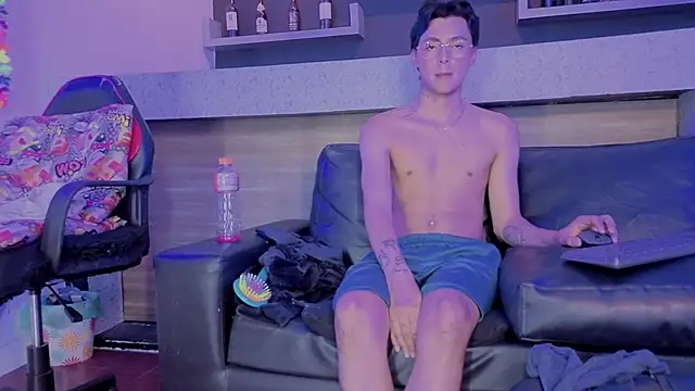 tian_sex: διαδικτυακό σόου στην κάμερα