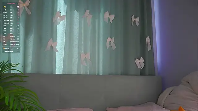 Chat +18 de ShantellAngulo ao vivo