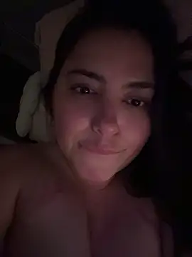 Chat XXX ao vivo de sukhakunis1