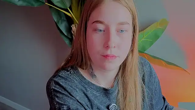 عرض كام ShowmeYourfetish