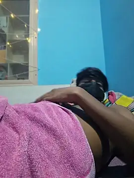 Sinful_Aditya élő XXX-chatje