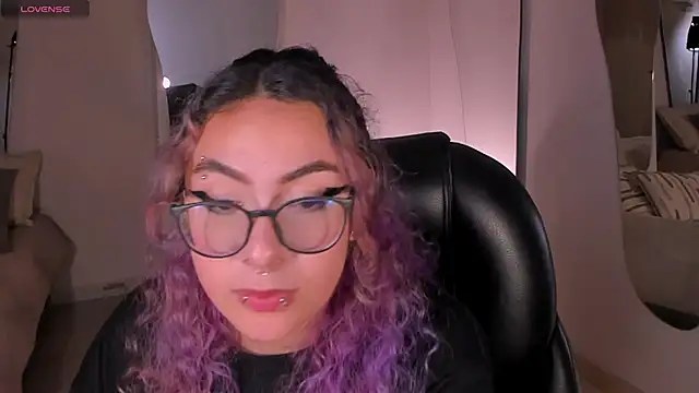 LoiseHarper – Naživo XXX chat