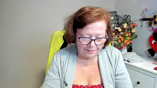 Adelewildx – Kamerová šou